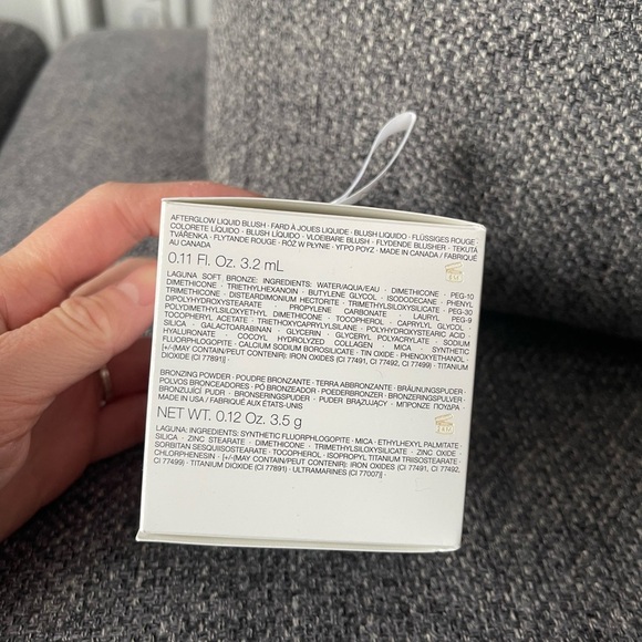 NARS makeup set - soft brown bronzer & liquid blush - Picture 5 of 5